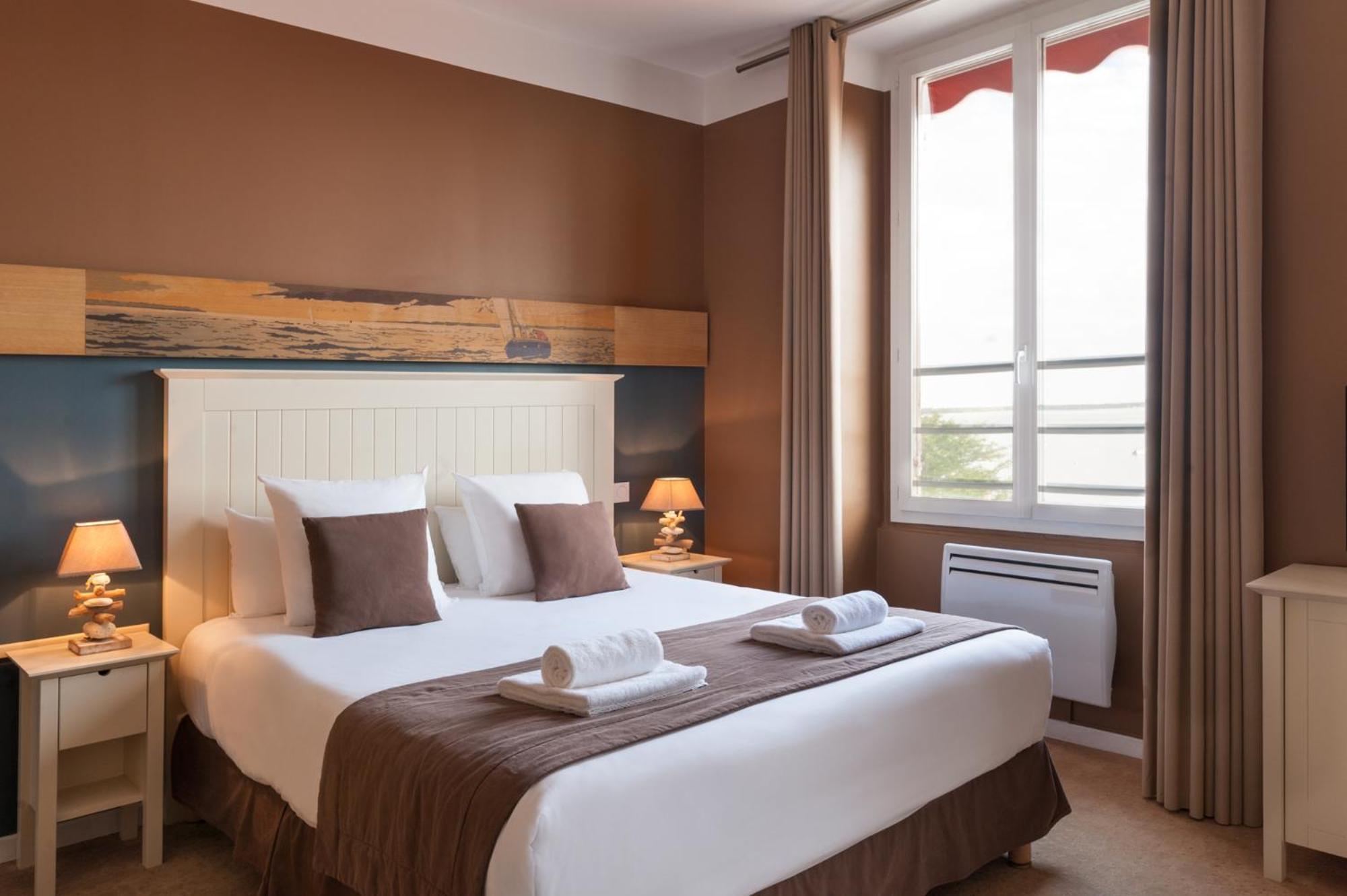 Hotel De La Plage - Ronce-Les-Bains Buitenkant foto